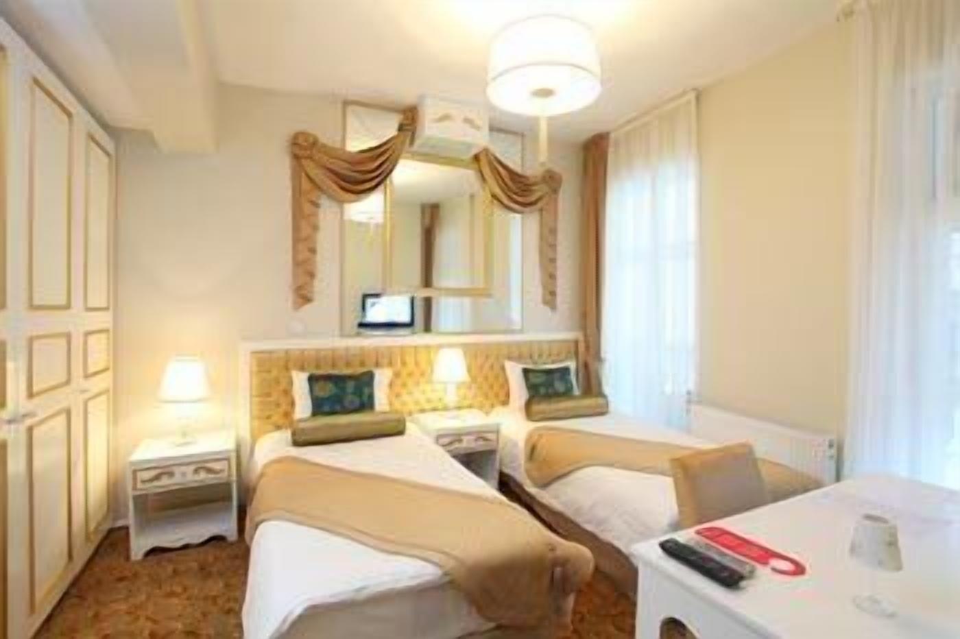 Istanbul Suite Home Galata Room photo